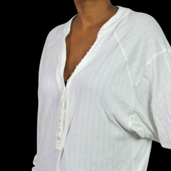 Free People Coffee Chat Pullover Top White Henley Pointelle Knit Oversize Medium - Picture 4 of 13